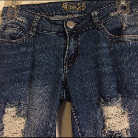 Ten 25 Distressed Jeans - Picture 2 of 4